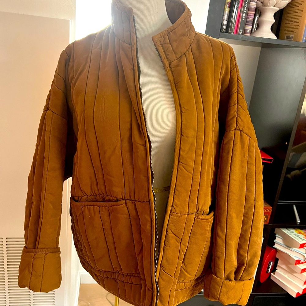 Gorgeous Quilted Bomber jacket from Zara. 2024 catalog. Never worn. SizeL